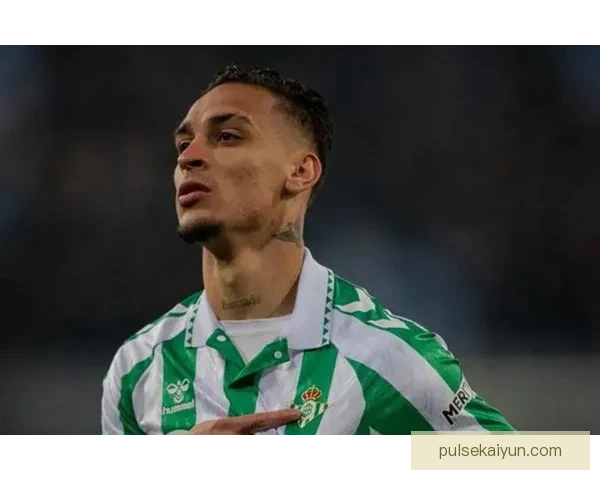 安东尼盘带风格值得关注，展现出持续提升的竞争力与表现稳健的特质